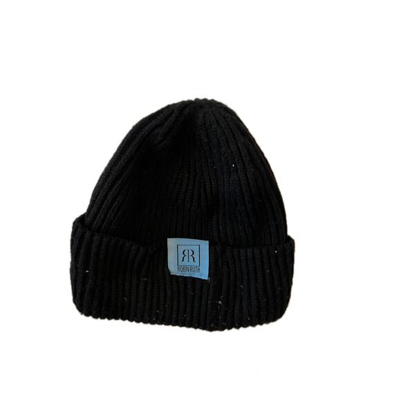 Robin Ruth Black Acrylic Beanie Winter Hat - Picture 1 of 2